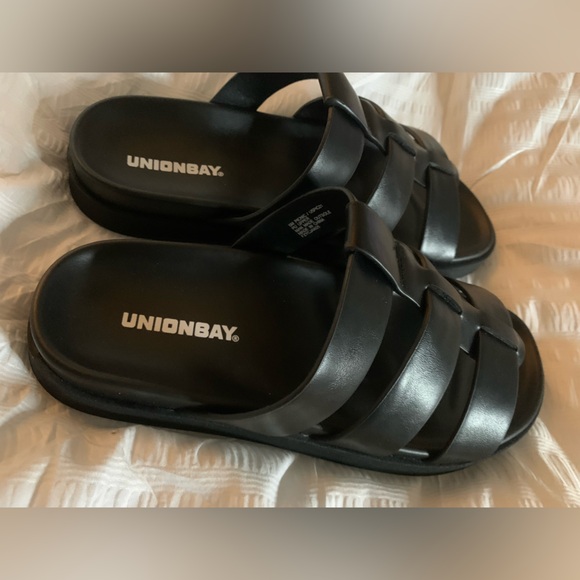 UNIONBAY Triple Strap Black Slides - Picture 4 of 9